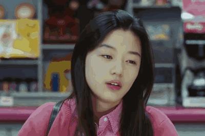 杨幂鱼尾辫发型火了,杨幂同款发型双麻花翘辫