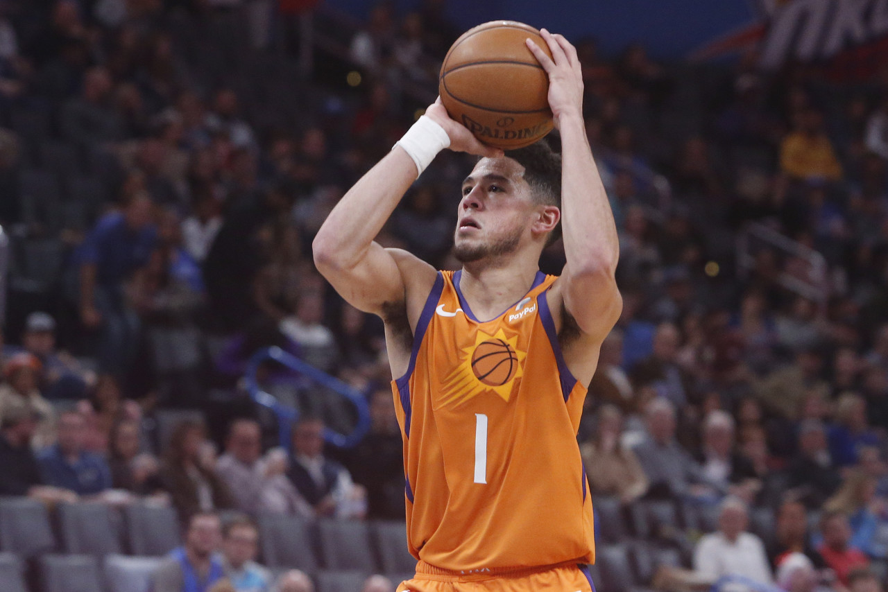 中距离，昂扬不灭——说说篮球场上最古典的*局破**艺术