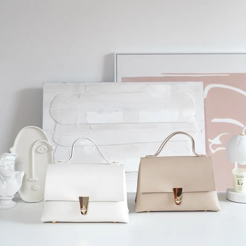 coach和celine哪个高档,coachceline包