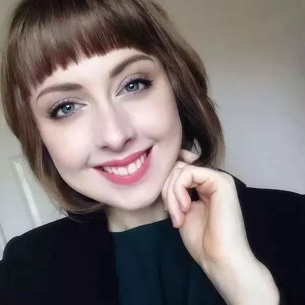 新年发型推荐齐肩发发量多,30-40岁适合发型男士圆脸发质细软