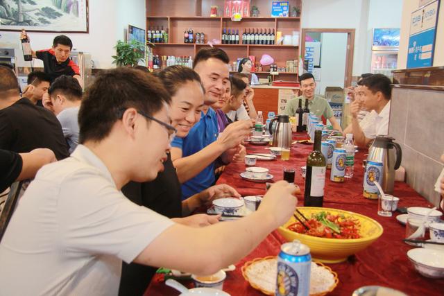 岳阳特色美食打卡地点推荐,去岳阳必须打卡的美食