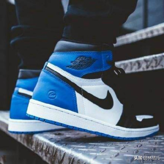 十大耐穿又舒服的休闲运动鞋,公认好看又脚感好的休闲运动鞋