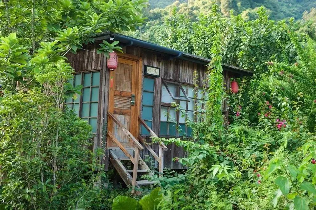 鑻卞痉涔濆窞椹跨珯鏍戜笂娓╂硥鏅偣,鑻卞痉涔濆窞椹跨珯鏍戜笂娓╂硥鎴夸环