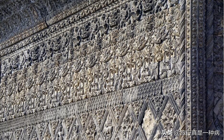 一座塔高是36米吗,一座塔高度是多少