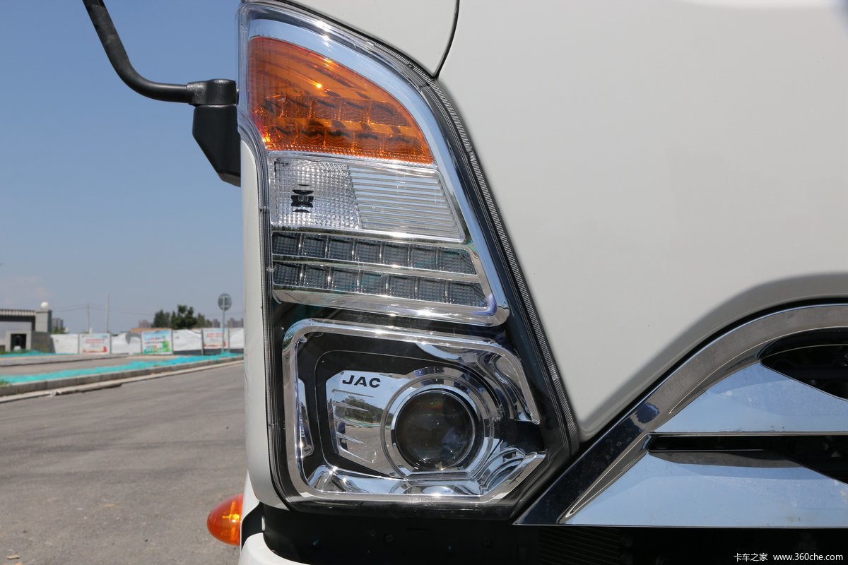 江淮新康铃j6价格是多少国5,江淮骏铃好还是康铃j6好