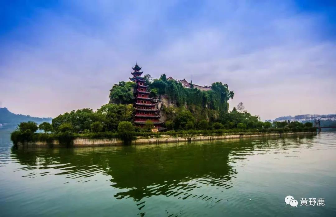 像珍惜生命一样保护古城,像爱护生命一样爱护文化遗产