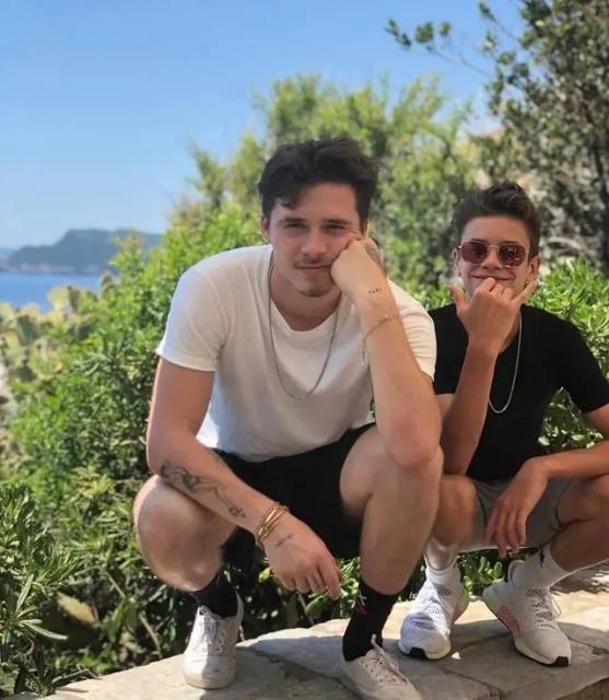 小贝与二儿子最新视频,小贝和二儿子最新视频