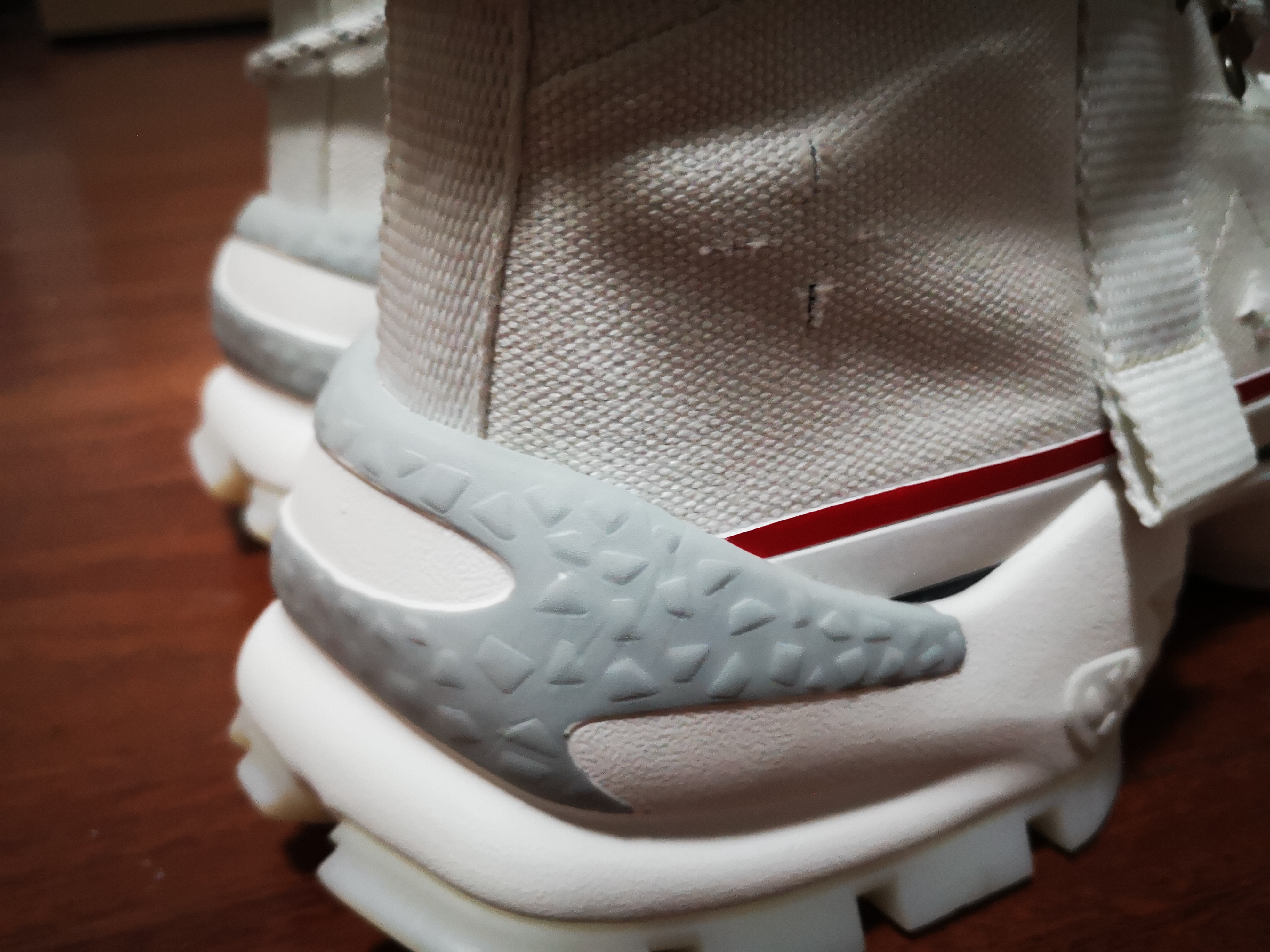 李宁鼠咬天开来了！最具中国风+可撕鞋面+盲盒玩法…满是惊喜