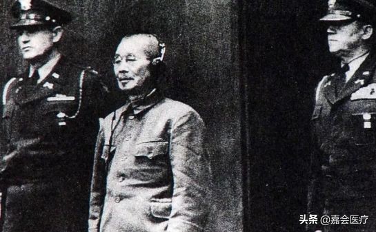 她被判处绞刑，吊了半小时却没死，这个医生说出了真相