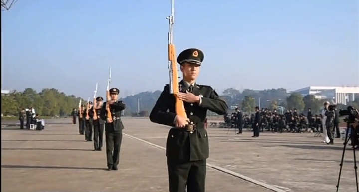 国防科技大学无军籍值得报吗,国防科技大学军籍研究生政审问题