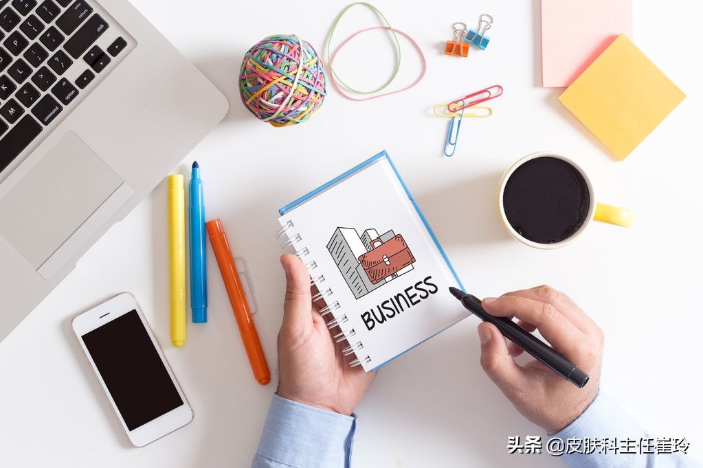 下嘴唇有白斑的注意事项,嘴唇白斑怎么消除图解