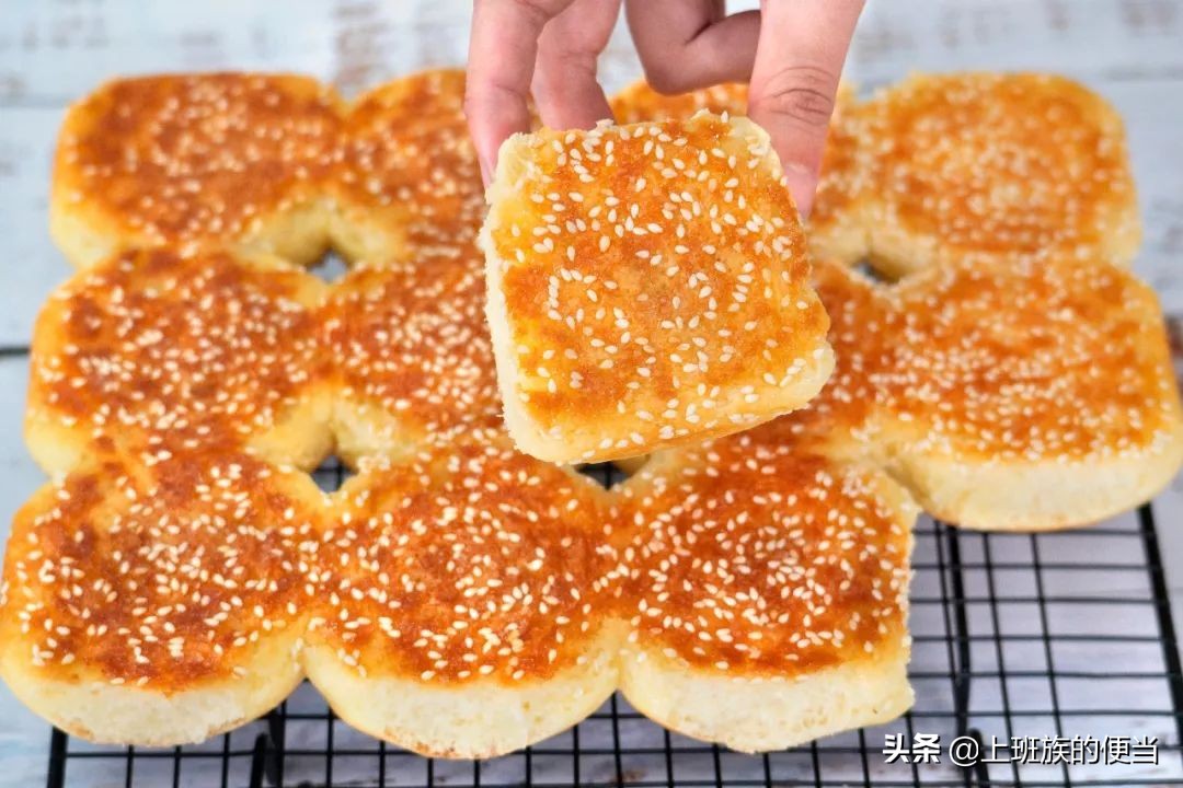 小时候蜂蜜面包教程,做蜂蜜小面包的方法