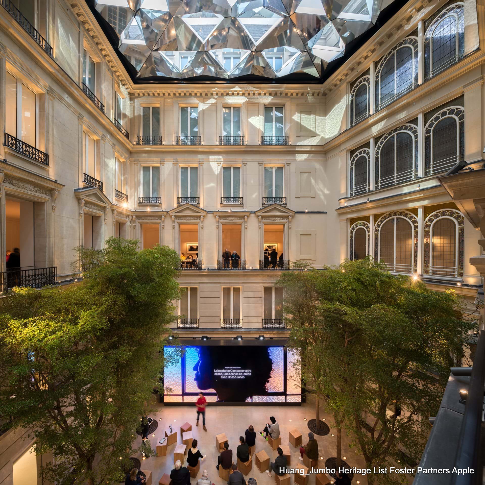 第4679回:生态节能简约苹果,福斯特建筑事务所