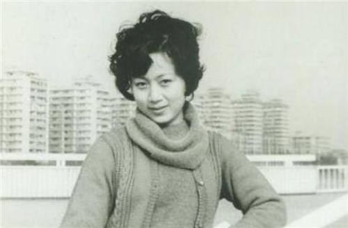 李红：揭露我的前夫余秋雨，没有人比我更了解这个“伪君子”