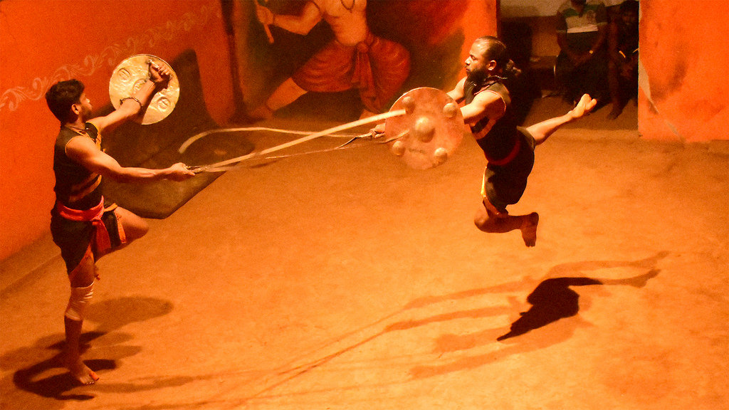 印度古武术展示,印度武术卡拉里帕亚特