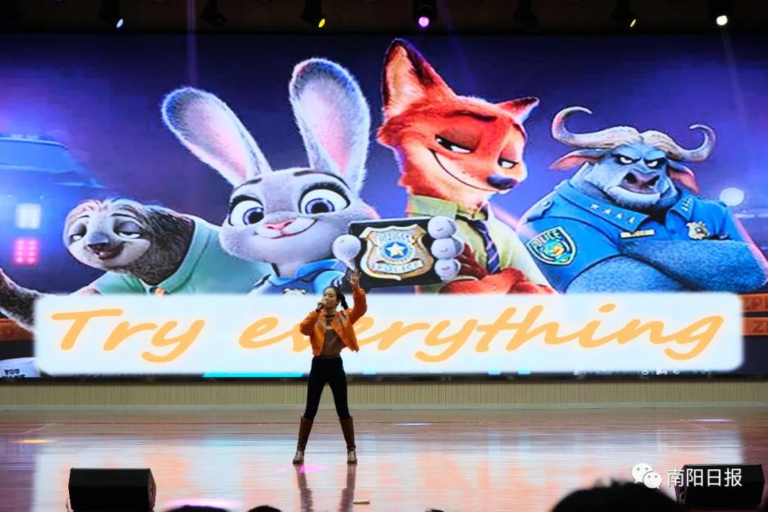 陪伴引领共同成长,南阳市第一完全学校全景校园