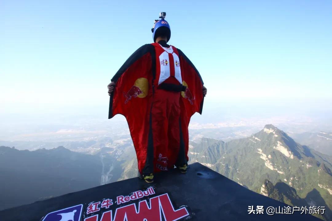 被推上风口浪尖的翼装飞行，你对它的误解有多深？