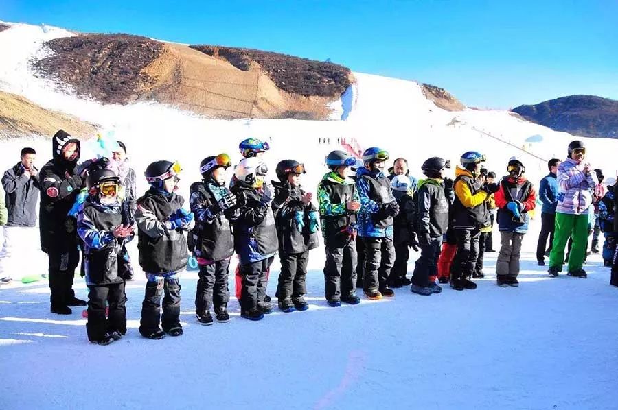 宁夏羽毛球夏令营,宁夏足球夏令营