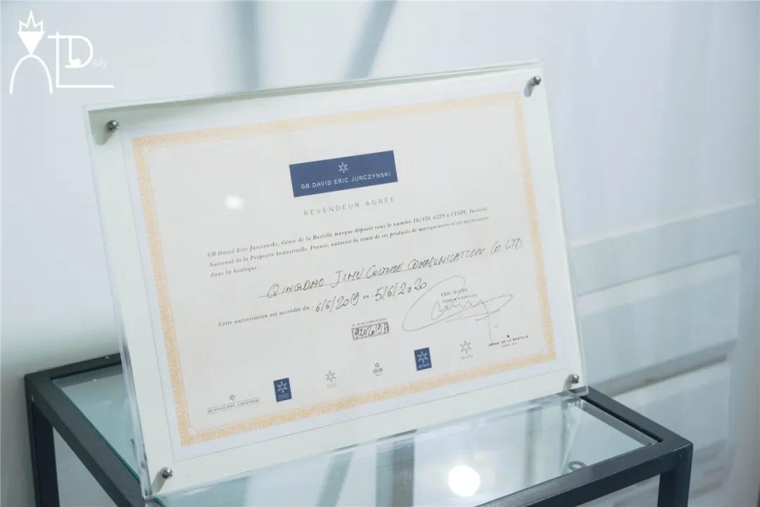 青岛品牌买手店,青岛买手店设计师