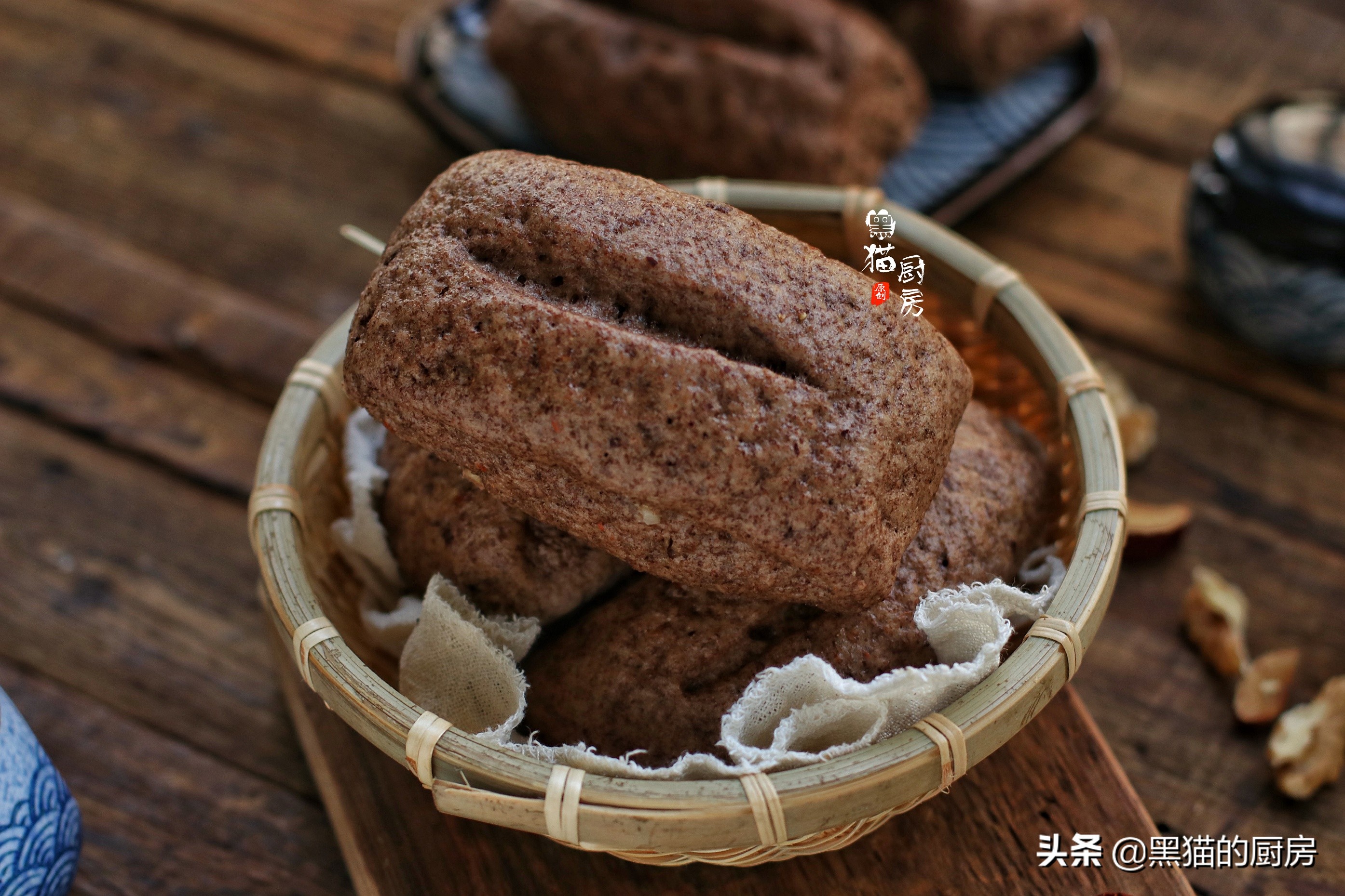 很多人不知道用它做成馒头，面香十足，碳水含量低，不用担心长胖