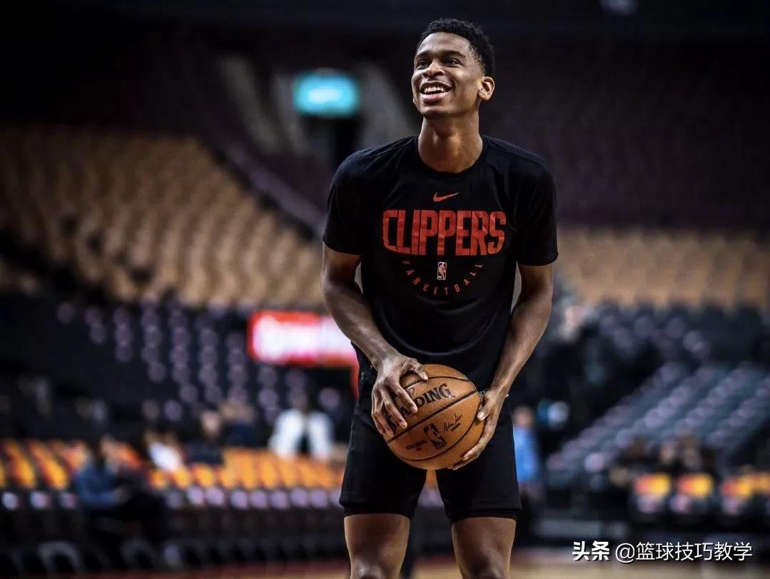 这交易巨赚啊,1换8,还换来了一个非常牛逼的未来之星