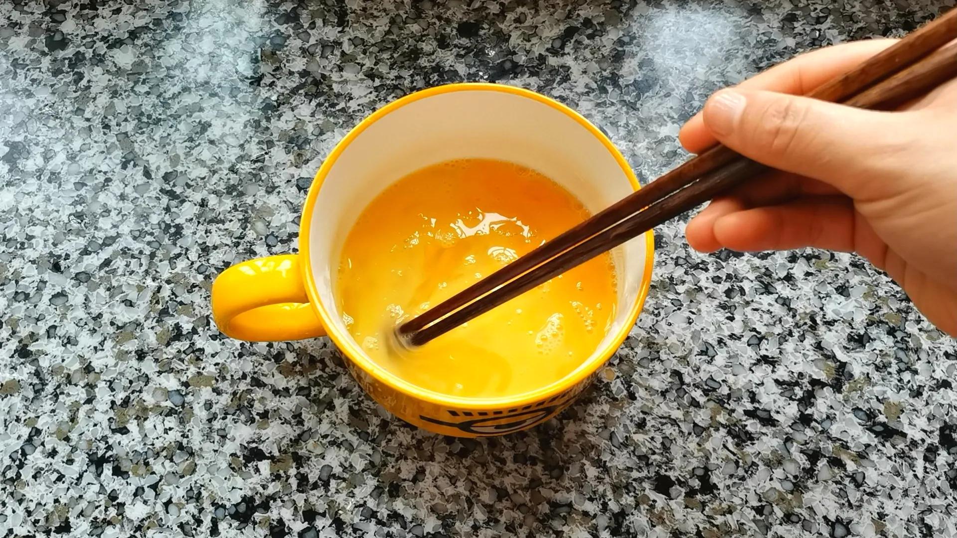 茭白鸡蛋青椒可以一起炒吗,茭白怎么吃好吃又简单