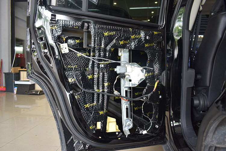 佛山首指-大能汽车隔音，吉普汽车隔音改装大能、大麦隔音除异味