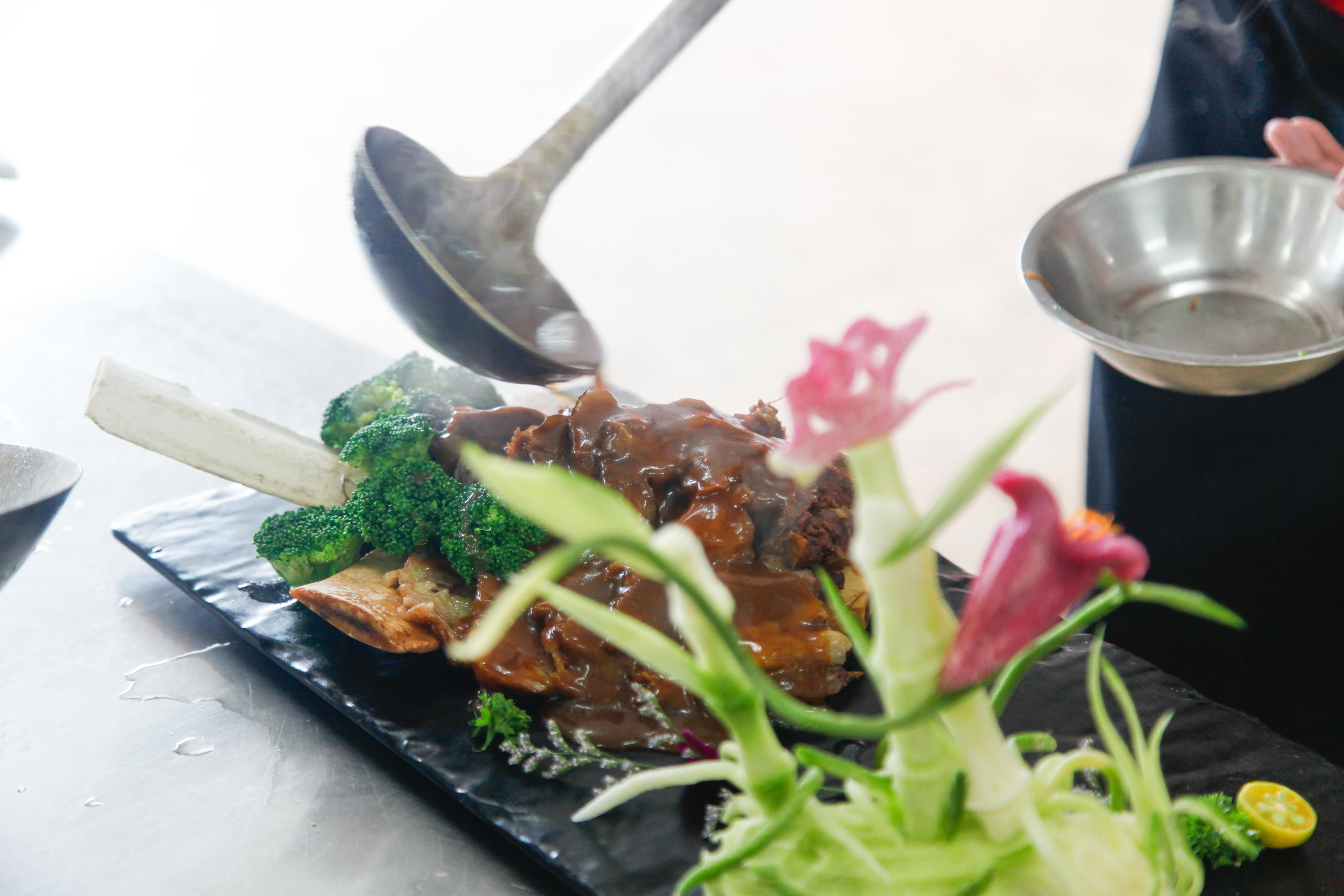 厨师的工资一般按什么算,厨师的工资一般有多高