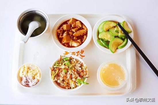 大公司食堂探秘：京东美食城、阿里未来餐厅、网易“猪厂”