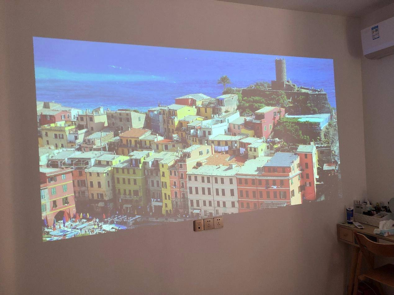 让人眼前一亮的高科技产品,坚果x3投影的测评