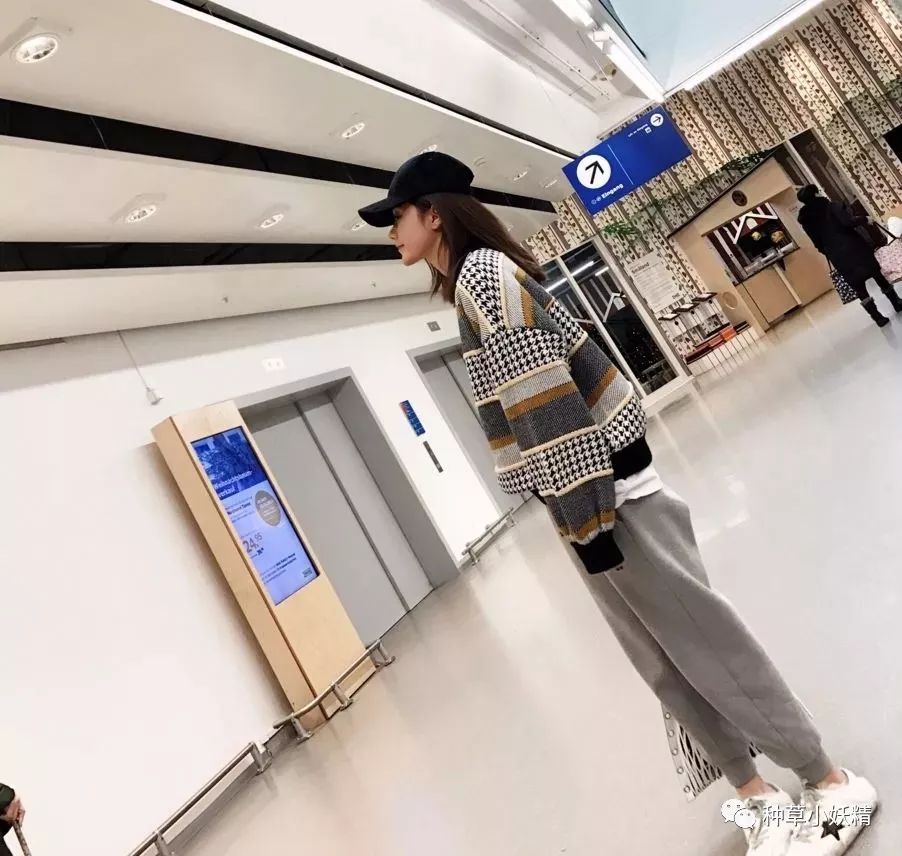 秋季必备软糯条纹毛衣超舒服,秋冬款必备毛衣视频