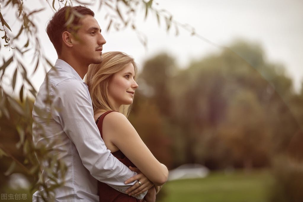 女方父母嫌弃男方穷,女生父母嫌弃男方穷的后果