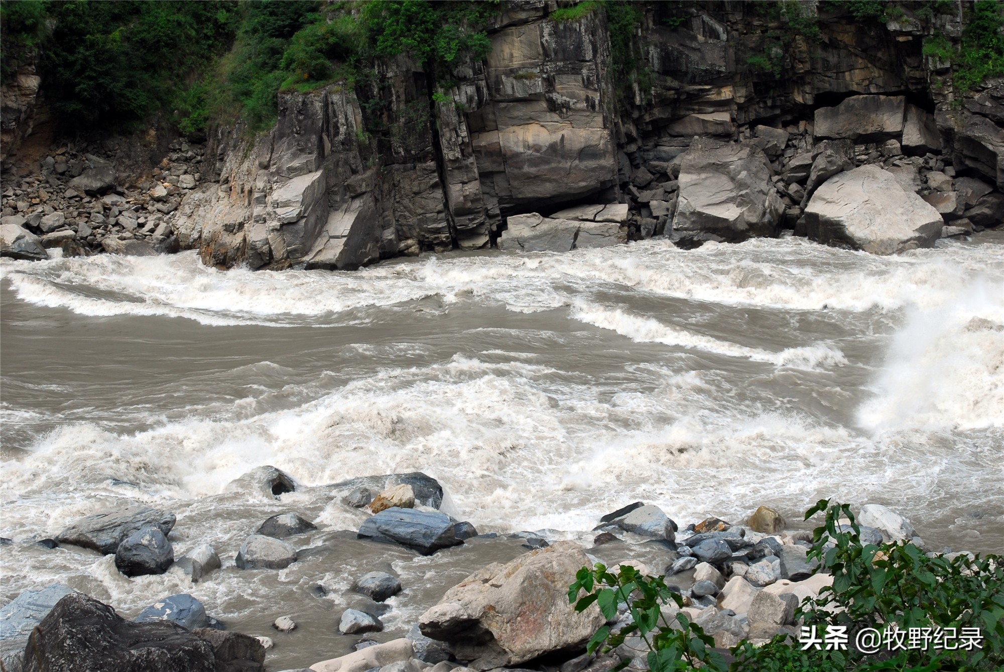 三江并流旅游攻略,怒江三江并流现场