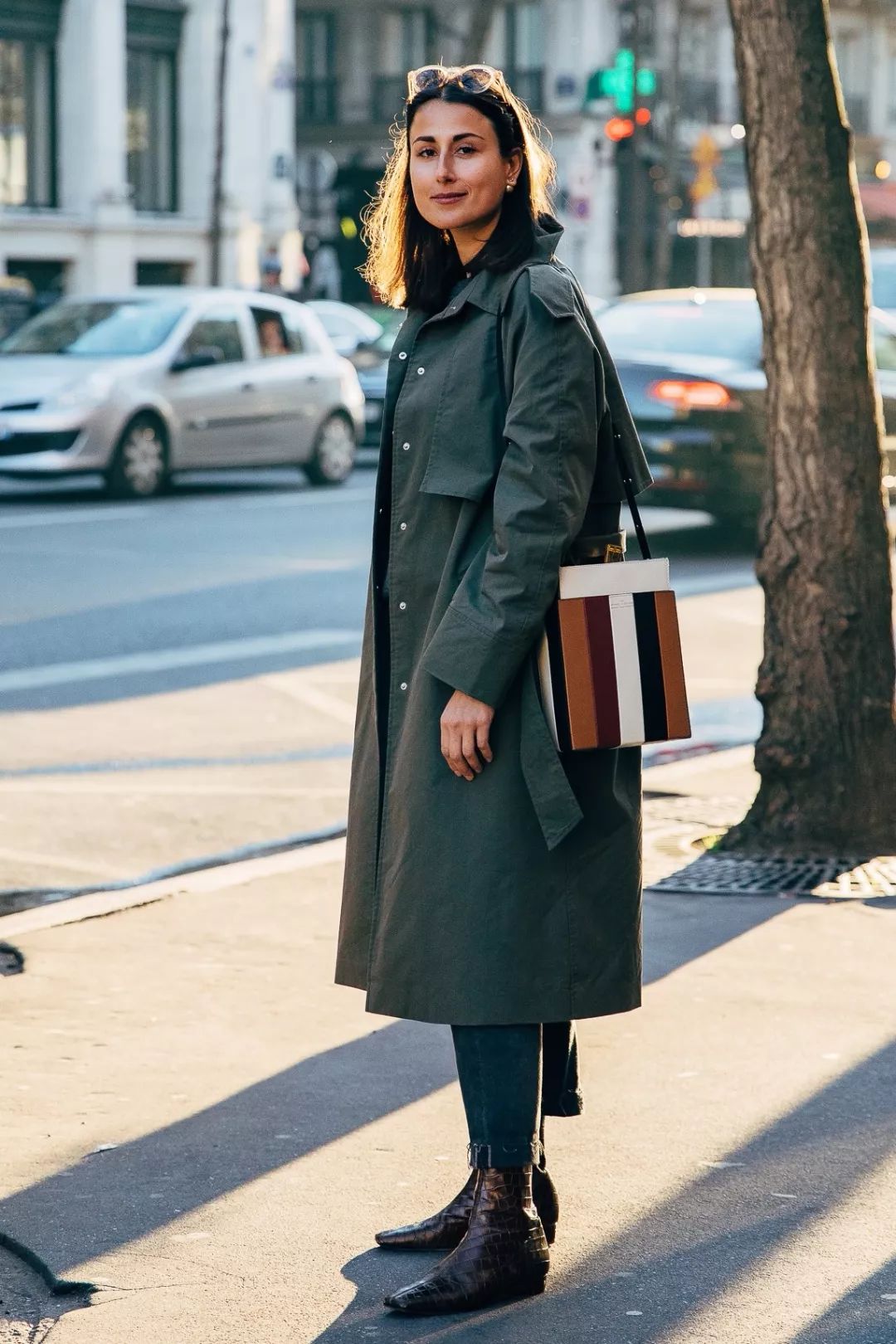 秋冬千万别买这双鞋太时髦了 (秋冬千万别穿这5双鞋太时髦了)