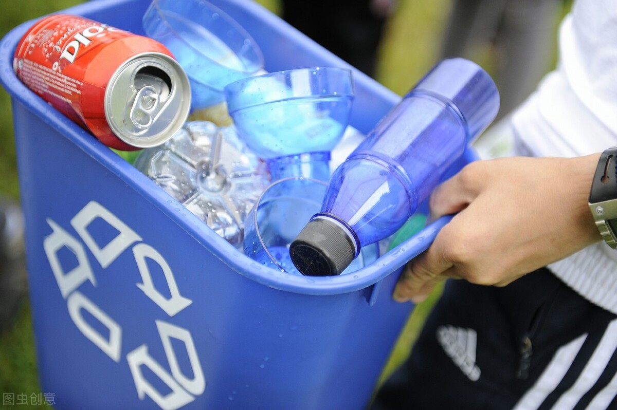 塑料是一项糟糕的发明吗,塑料为什么会被发明