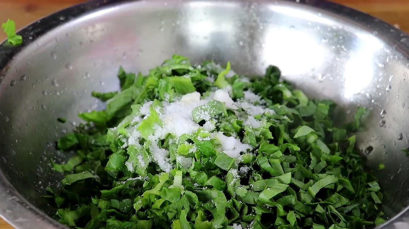 大厨教你包子手法教程,大厨包子怎么做好吃