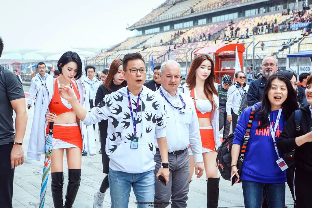 米其林餐厅牛排厨师刀功有多强,米其林ps4s到底有多强