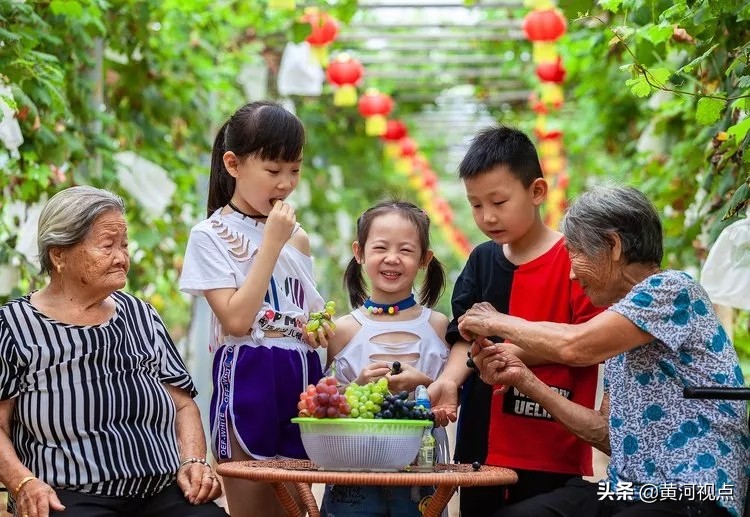 两日后17万义马人民携手国家级文学大咖共同领略能化新城风采！