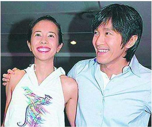 周星驰莫文蔚相恋多久,周星驰朱茵以前关系