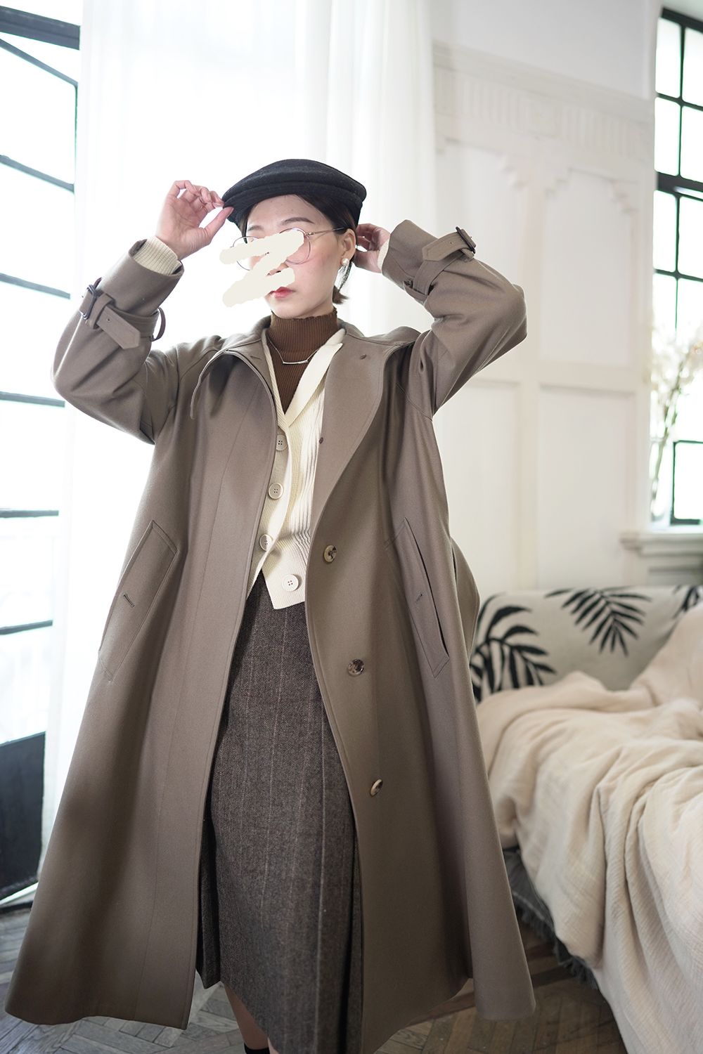 深卡其色大衣内搭什么颜色毛衣,格子大衣内搭什么颜色的毛衣好