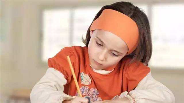 孩子写作业太慢了有什么好的方法,孩子写作业慢怎么办有妙招