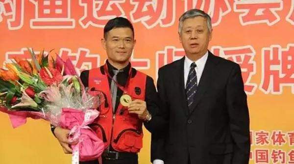 钓鱼野钓最厉害的人是哪个,被评为中国钓鱼十大高手