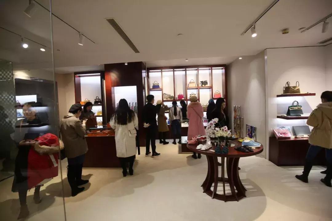 揭秘lv路易威登成本价,lv路易威登可以随便进么