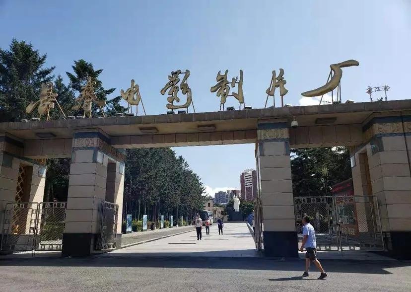 张笑天小说严峻的历程,张笑天靠谱吗