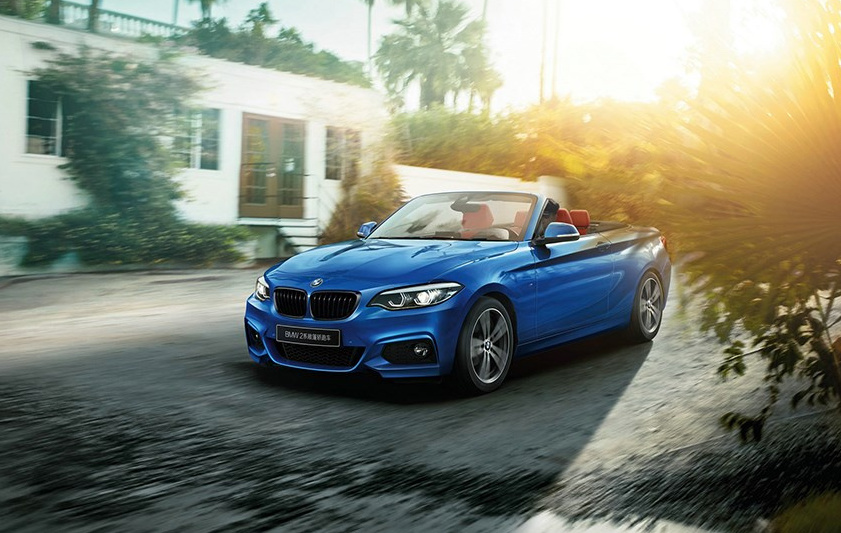 最新款宝马四座硬顶敞篷跑车,最新款宝马四座敞篷跑车