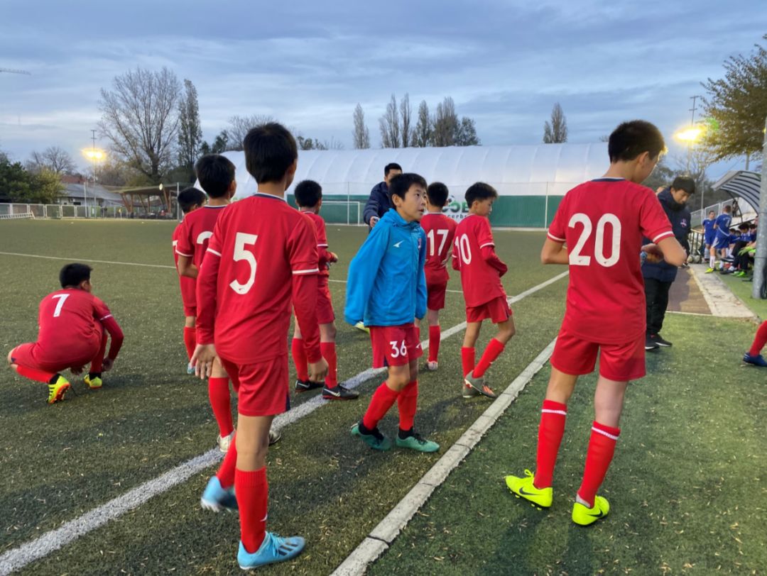 梅州客家队踢亚冠,梅州客家出征视频