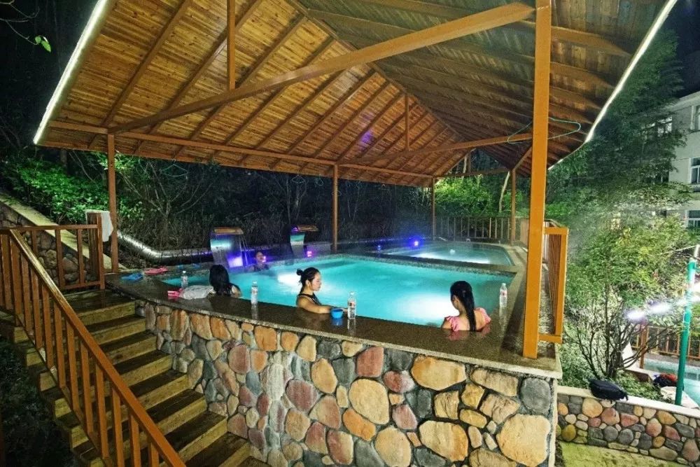 湖州温泉旅游攻略,湖州温泉高尔夫球场攻略