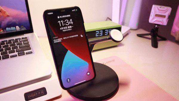 地表最强无线充？且看贝尔金三合一无线充值不值千元