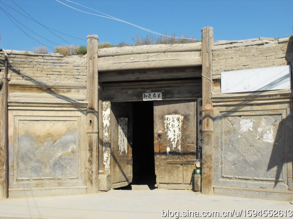 您好！我叫大靖，这是我的新名片