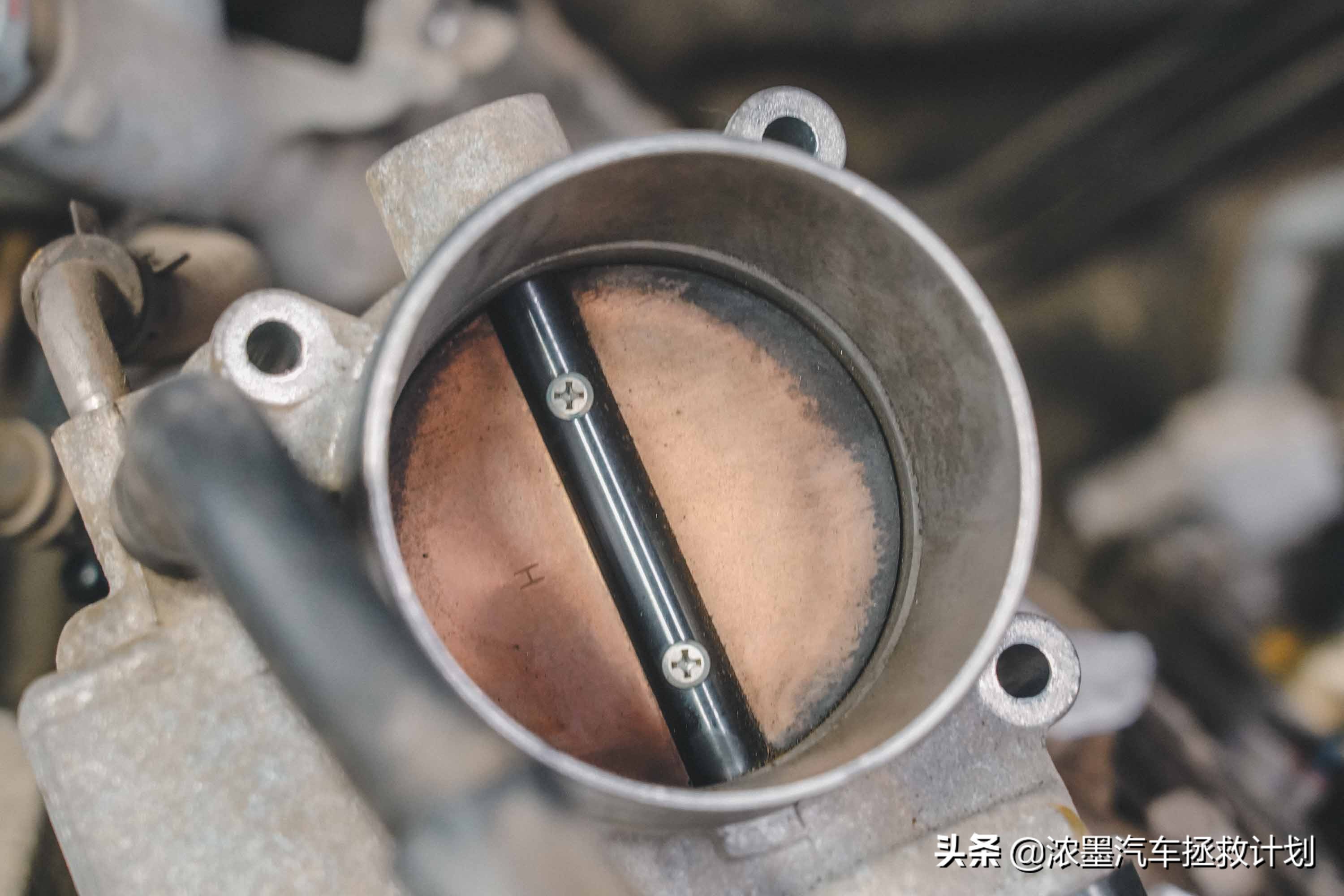 12年丰田皇冠方向机异响维修,新款丰田皇冠异响